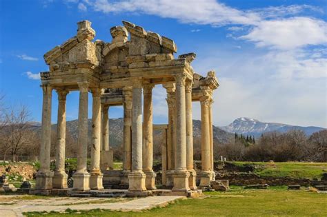 Little Known Incredible Roman Ruins Around The World Loveexploring