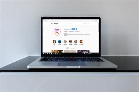 Several weeks after the feature started making its way to users on other platforms, live video is now beginning to become available to instagram users in the universal windows 10 pc and mobile app. Download Instagram for PC (Windows 10,8,7) [Easy Steps ...
