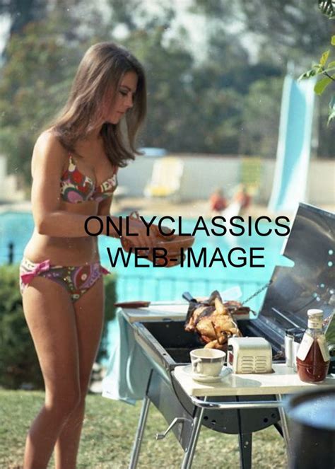 Sexy Natalie Wood Swimsuit Bikini Bbq Photo Cooking Barbecue Pinup