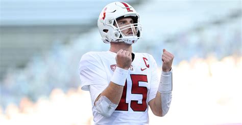 Texans draft Stanford quarterback Davis Mills