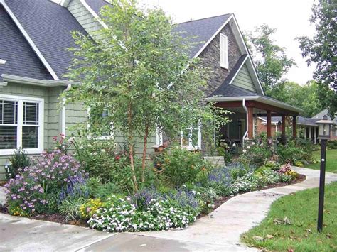 Collection Of Modern Farmhouse Front Yard Rhsecuritytubeconorg South So