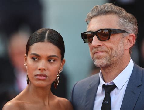 Vincent Cassel Et Tina Kunakey Officialisent Leur Rupture Un Indice