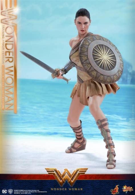 Wonder Woman Training Armor Version Mms424 Hot Toys Toyz Mô Hình