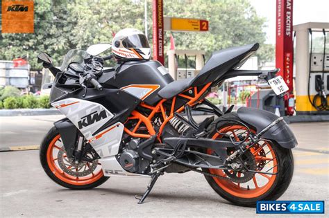 Ktm's rc 390 saw a major revamp ahead of my2017, and the austrian giant carries that revised model through into 2020. Used 2015 model KTM RC 390 for sale in Chennai. ID 130839 ...