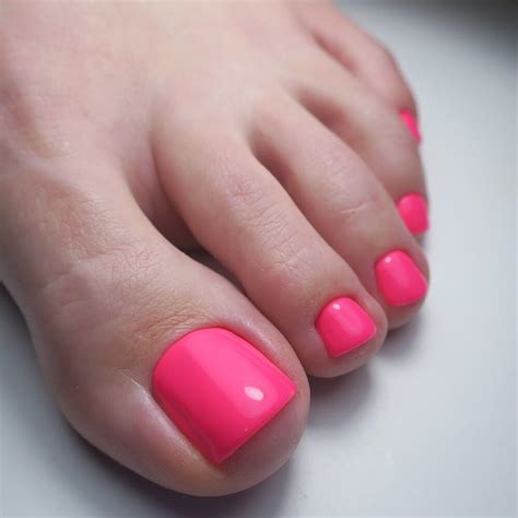 Pediccure 2020 Summer Toe Nails Toe Nail Color Pedicure Colors