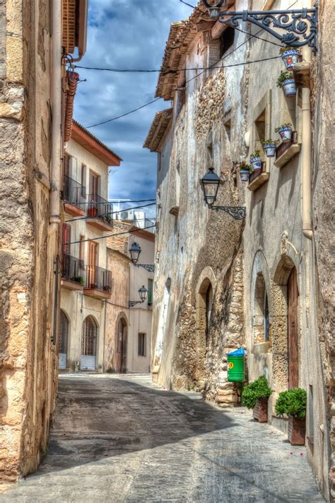 Living an exciting experience in andorra, andorra. Barri Antic, Andorra la Vella, Andorra. (With images ...