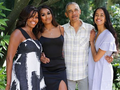 Rácz jenő és gyuricza dóra július utolsó napján hivatalosan is összekötötték az életüket. Michelle Obama őszinte vallomása: így nevelte fel ...