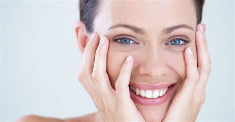 How To Keep Your Skin Looking Younger And Boost Collagen Production