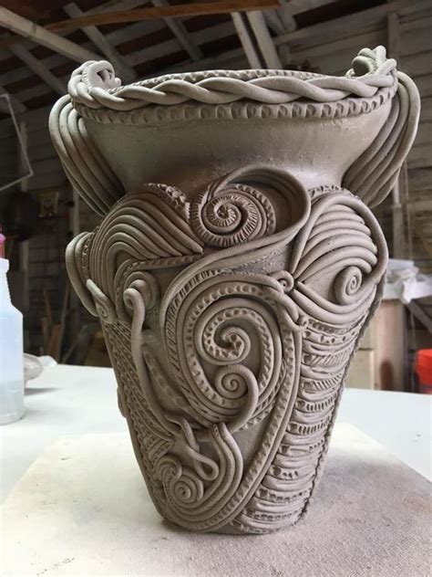 Monique Rutherford Спиральная лепка Глиняная керамика