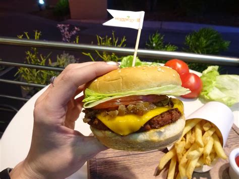 Beyond Burger Review | POPSUGAR Fitness