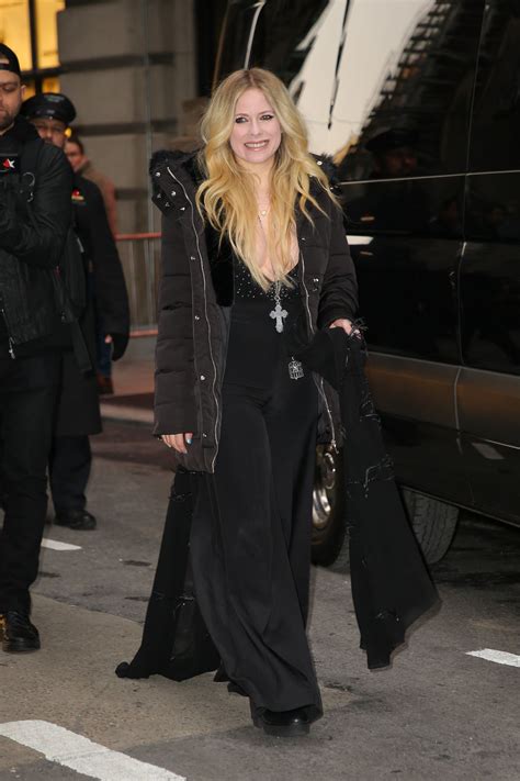 Avril lavigne's fascinating career trajectory serves as a reminder to everyone that it's never worth responding to inaccurate criticisms or rumors. AVRIL LAVIGNE Leaves Her Hotel in New York 02/13/2019 ...