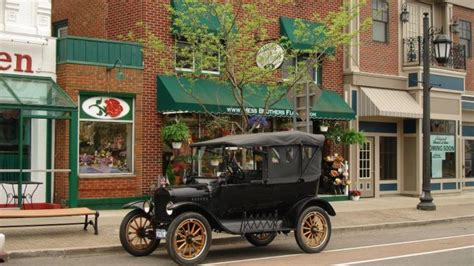 This Charming Town Just Outside Of Buffalo Is A Must Visit | Quaint