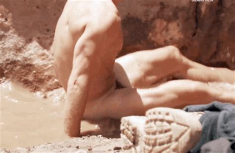 This Video Proves Zac Efron Bear Grylls Are In A Beautiful Bromance
