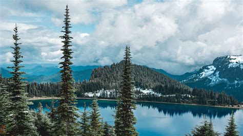 13 Best Hikes In Seattle Condé Nast Traveler