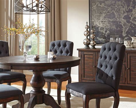 Trudell Round Dining Set W Upholstered Chairs By Signature Design By