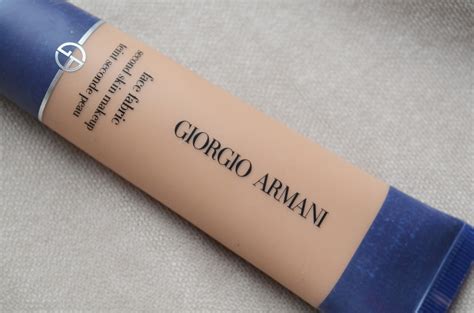 Giorgio Armani Face Fabric Foundation в оттенке 2 Отзывы покупателей