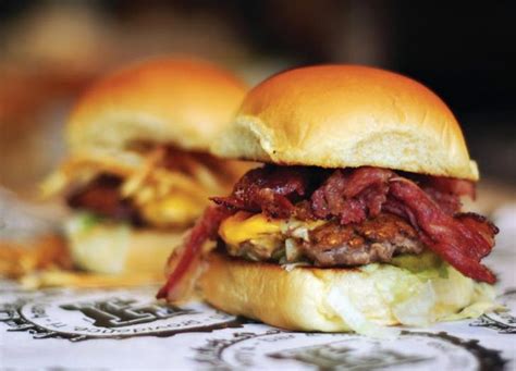 The 50 Best Burgers In America By Every State Purewow