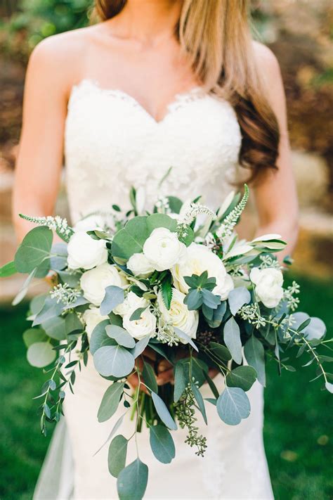 organic bouquet with textured greens a signature wedding 1000 green wedding bouquet
