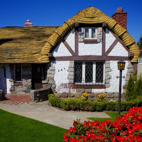 A Real Fairy Tale Cottage In Vancouver Bc Davonna Juroe