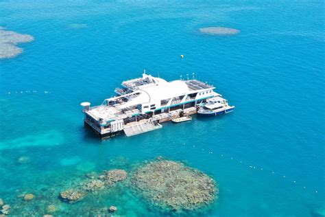 Reef Magic Pontoon Escape The Crowds Great Barrier Reef