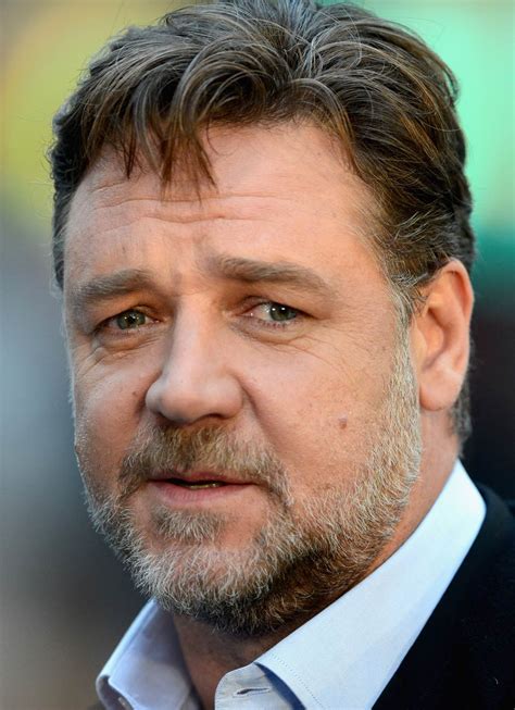 Russell Crowe Hd Wallpapers Photos And Images Download Wallpaper Hd