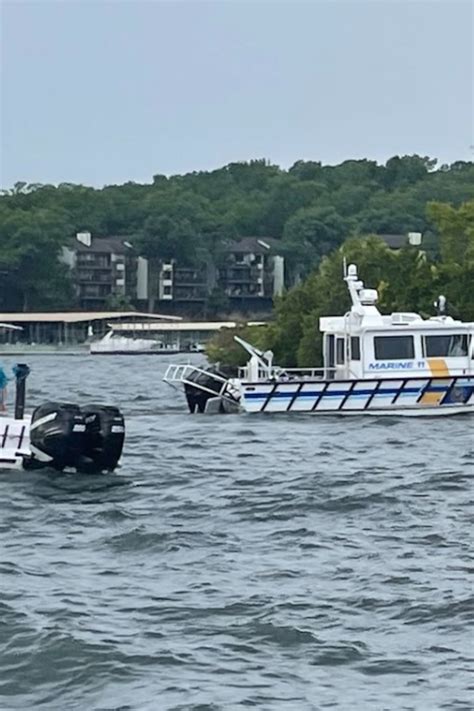 20+ Boat Crash Lake Ozarks - CiorsdidhAaiva