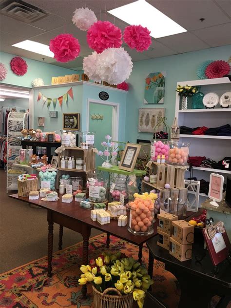 Settle in for a good soak with an original lush invention, exploding with essential oils and tons of fizzy fun. Bath Bomb Display | Vendor displays, Craft fair displays ...