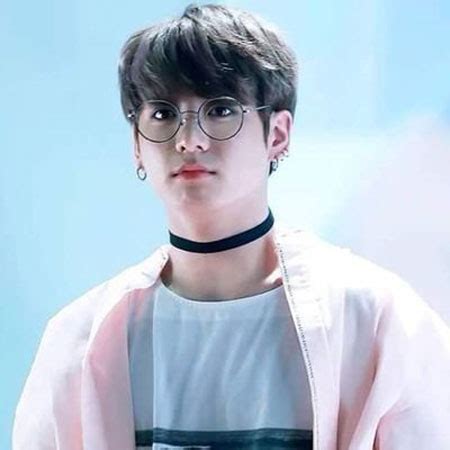 Download transparent image no attribution required. Jeon Jungkook, Age, Brother, Girlfriend, Brother, Net ...