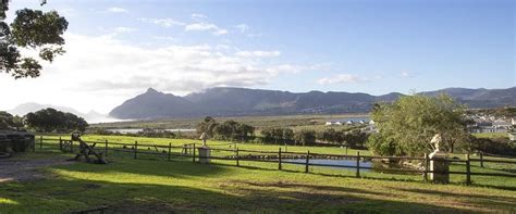 Imhoff farm is a historical cape farmstead and a unique family destination in kommetjie with all sorts of activities for young and old. Imhoff Farm | Cape Town Travel