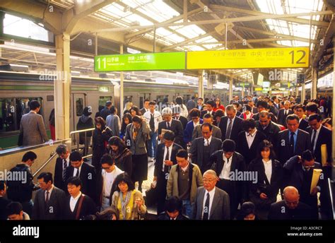Asia Japan Tokyo Shinjuku Station Rush Hour Crowded Crowds Commuters Stock Photo Alamy