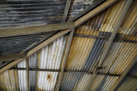 524 Old Rusty Corrugated Iron Roofing Stock Photos Free And Royalty