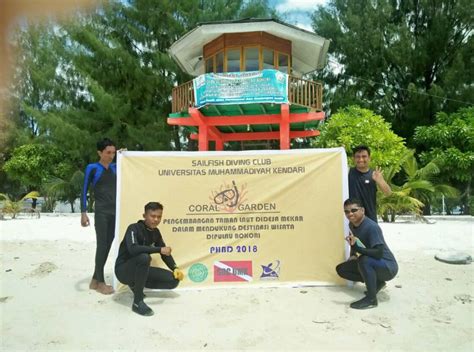 Desa itu berada dalam wilayah administrasi kecamatan soropia, kabupaten konawe selatan atau sekitar 20 kilometer mereka awalnya tinggal di pulau bokori di seberang desa. UM Kendari, Kembangkan Taman Karang di Pulau Bokori ...