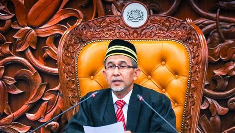 The chamber and its powers are established by article 44 of the constitution of malaysia. Dewan Rakyat panas isu 106 bukan 107 - Malaysiapost
