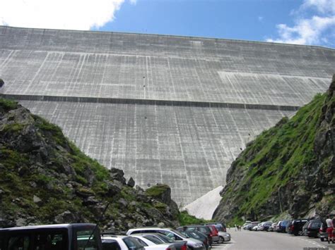 Top 10 Tallest Dams In The World