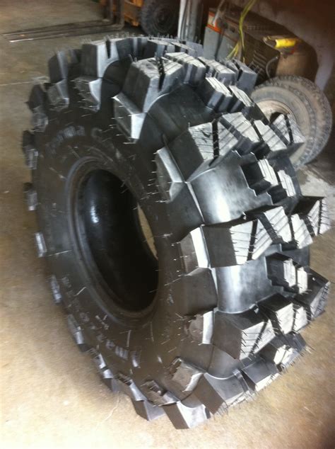32585x16 Amazzonia 137j 4x4 Tires Truck Tyres Off Road Tires