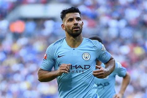 セルヒオ・レオネル・アグエロ・デル・カスティージョ （ sergio leonel agüero del castillo, スペイン語発音: アグエロの"神サプライズ"に称賛の嵐 病と闘う10歳のシティ ...