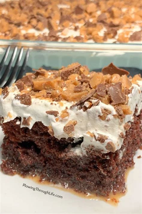 This dessert is a hit no matter where you serve it! Heath Bar Cake - Plowing Through Life | Heath bar cake ...