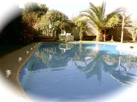 Some exclusive casa laguna inn amenities that you don't want to miss are the incredible breakfasts and the wine and cheese servings in the evening. Casa eventos & laguna Inn en Quilpué. Teléfono y más info.