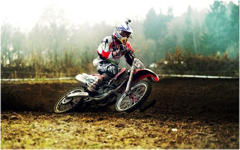 We have a massive amount of desktop and mobile backgrounds. DIRT BIKE RACE HD WALLPAPER | 9HD Wallpapers
