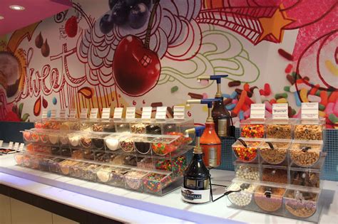 Prepared by hand, our fruit toppings are delivered fresh, never frozen, for the ultimate healthy taste indulgence. The Hip & Urban Girl's Guide: Urban Eats @ Yogurty's ...