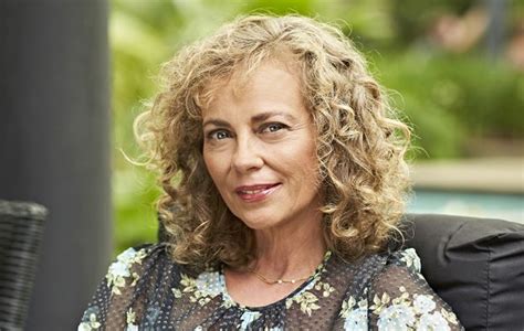 Neighbours Legend Annie Jones Jane Returns On A Mission For Mrs Mangel