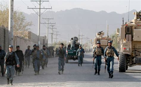 Kandahar Nato Base Attacked By Insurgents The New York Times