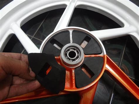 Check spelling or type a new query. Ciri Ciri Laher Depan Motor Rusak - Ini Cirinya