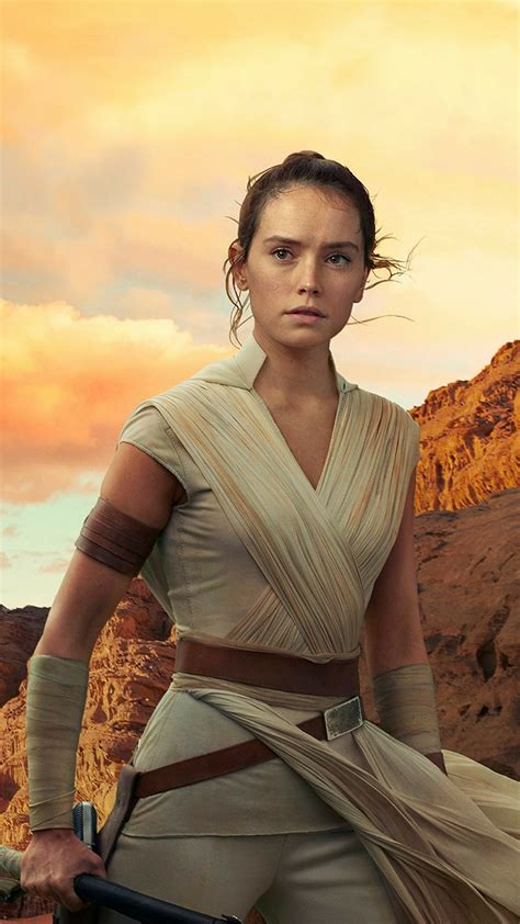 Pin By Hb4b On May The Force Be With You Rey Star Wars Daisy Ridley