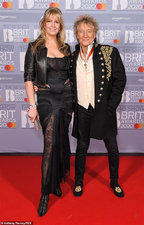 Rod Stewart Reveals Wife Penny Lancaster Threw A Pair Of Men S Pants At Him While He Performed