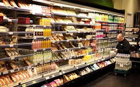 M&s entered india with its first store in 2001 and signed a joint venture in 2008 with reliance retail to form marks & spencer reliance india pvt. BP introduceert M&S Simply Food op haar tankstations ...