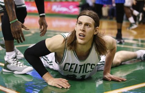 Kelly Olynyk Celtics C Elbowed By Teammate During Shootaround Plays With Ridiculously Swollen