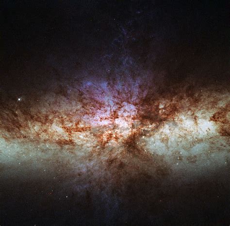 Colliding Galaxies Are Hotbeds Of Star Formation Space Earthsky