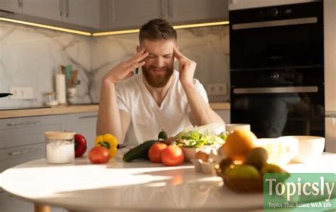 Top 10 Foods That Cause Migraines And Headaches To Avoid