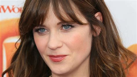 Zooey Deschanel Settles Legal Fight With Ex Manager The Hollywood